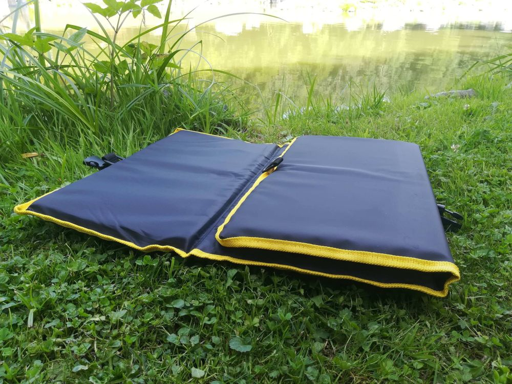 BROWNING BLACK MAGIC UNHOOKING MAT/CUSHI